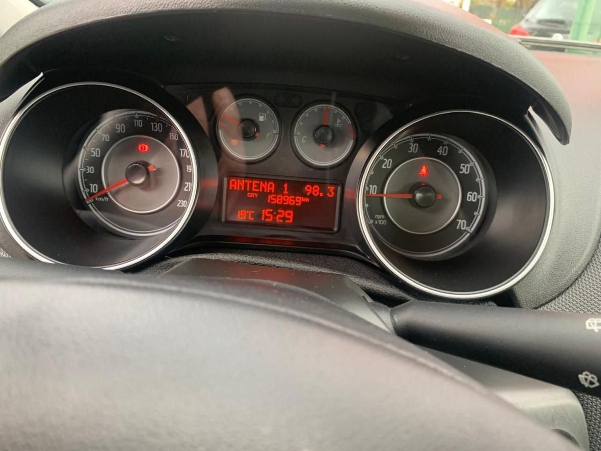 fiat-punto-2018-diesel-1248cc