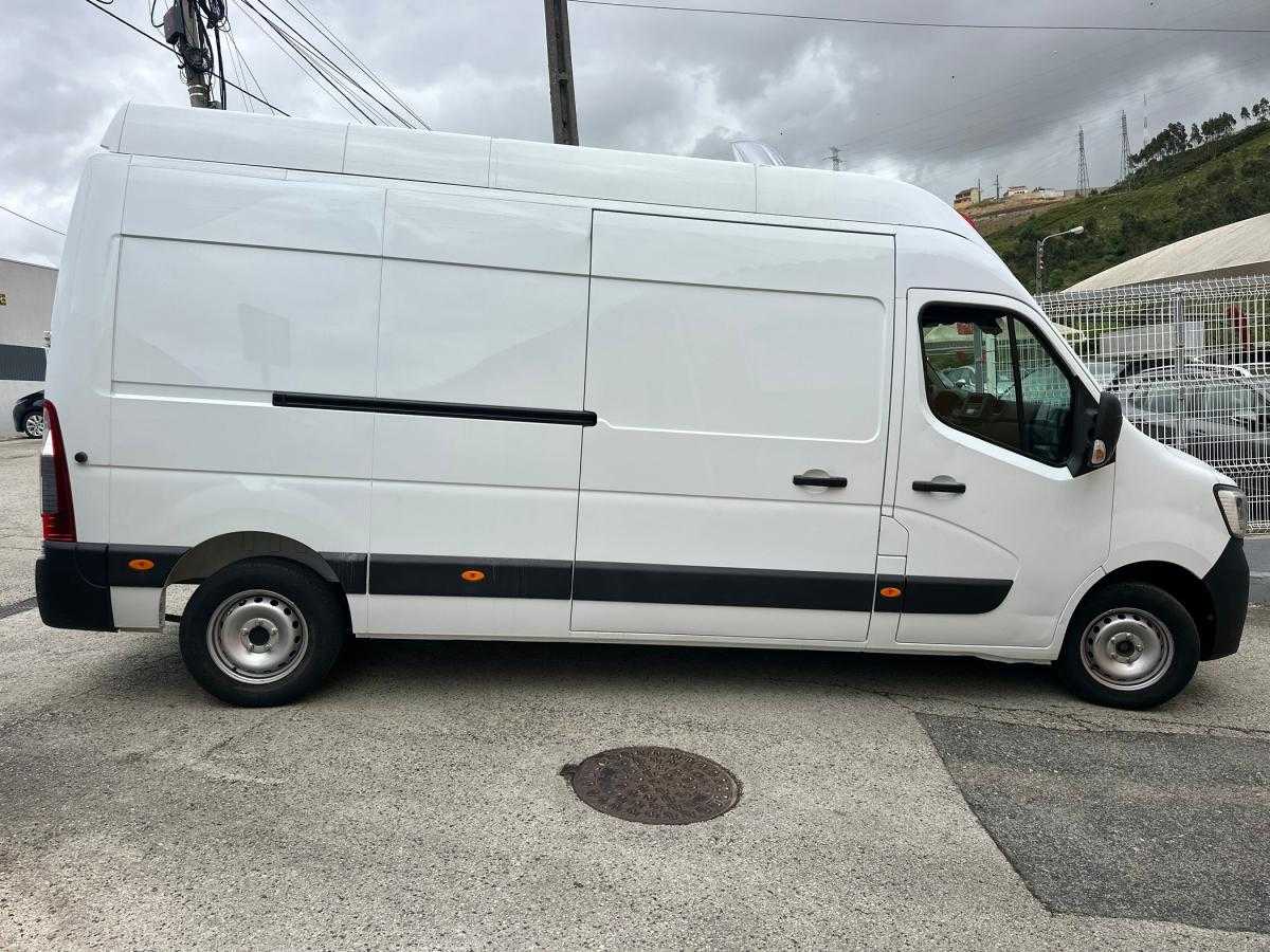 renault-master-2024-diesel-2299cc