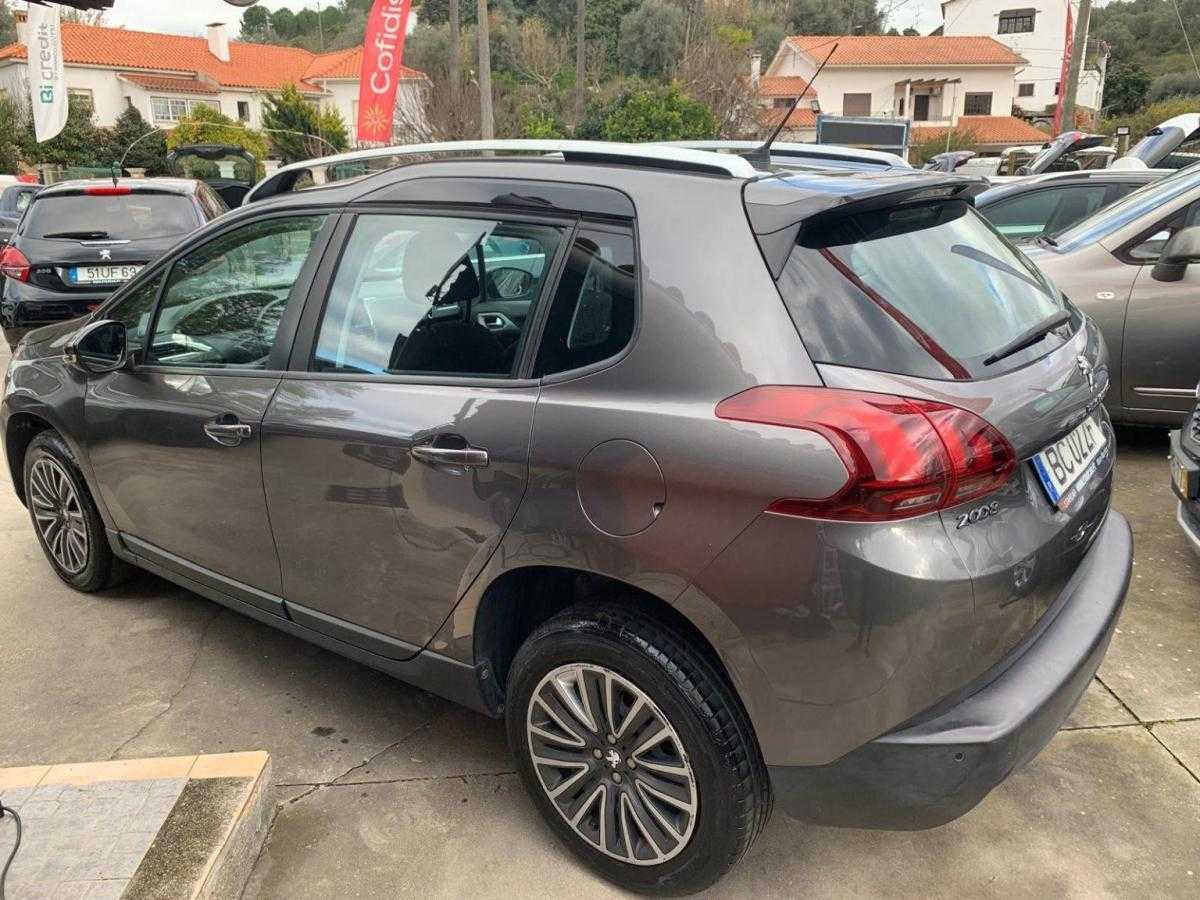 peugeot-2008-2019-diesel-1499cc