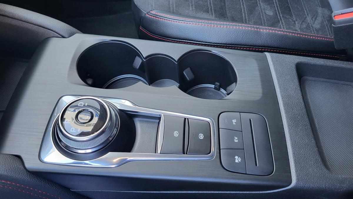 ford-kuga-2-5-plug-in-hybrid-2022-gasolina-2488cc