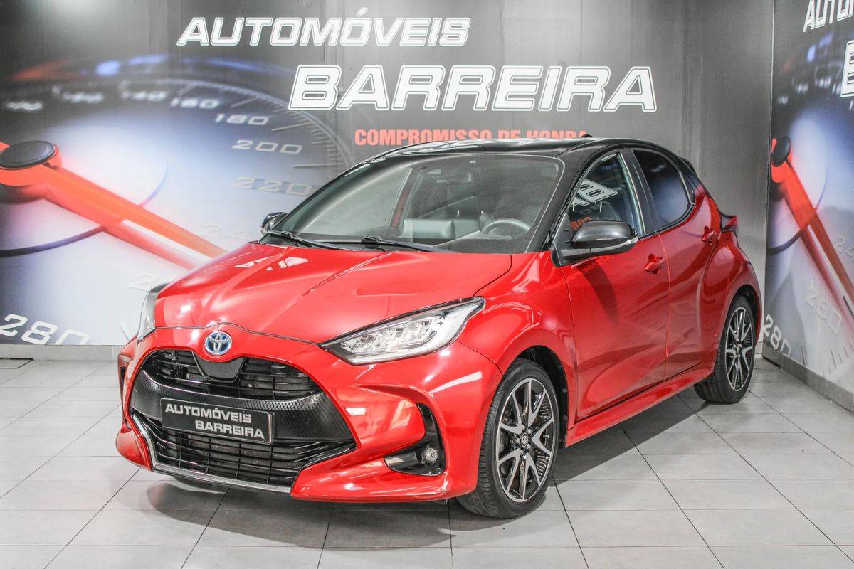 toyota-yaris-2021-hibrido-a-gasolina-1490cc