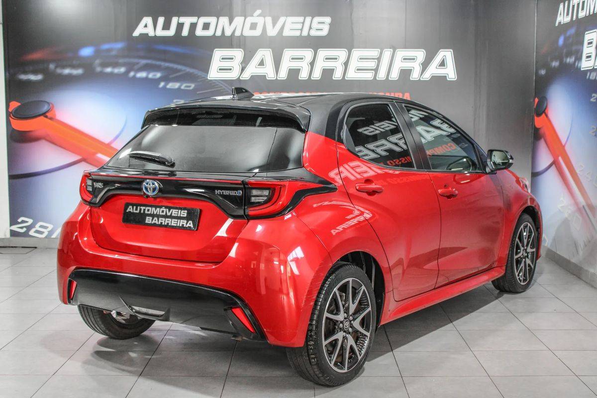 toyota-yaris-2021-hibrido-a-gasolina-1490cc