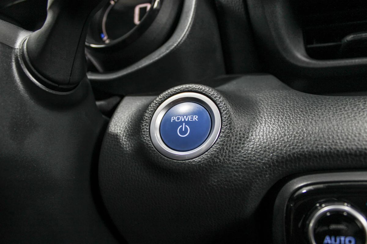 toyota-yaris-2021-hibrido-a-gasolina-1490cc