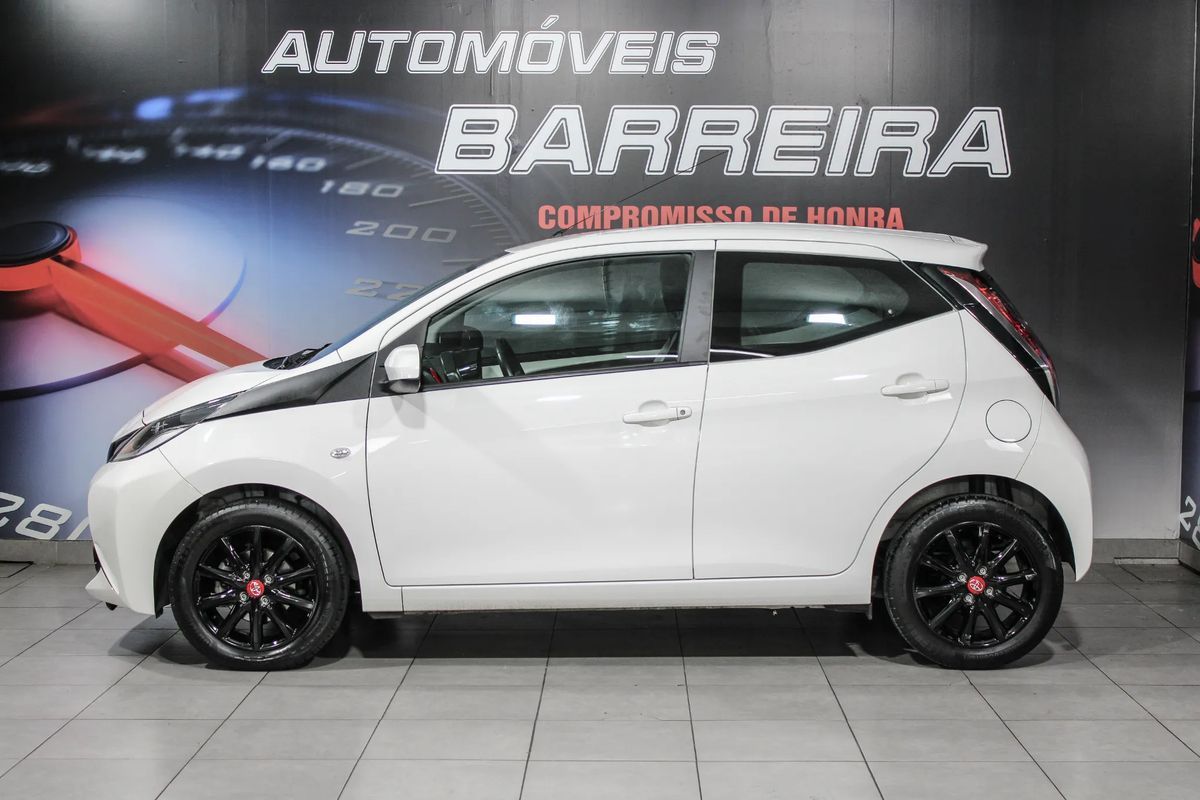 toyota-aygo-2018-gasolina-998cc