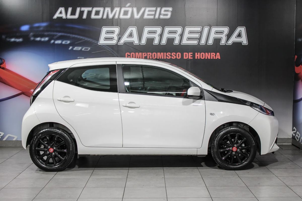 toyota-aygo-2018-gasolina-998cc