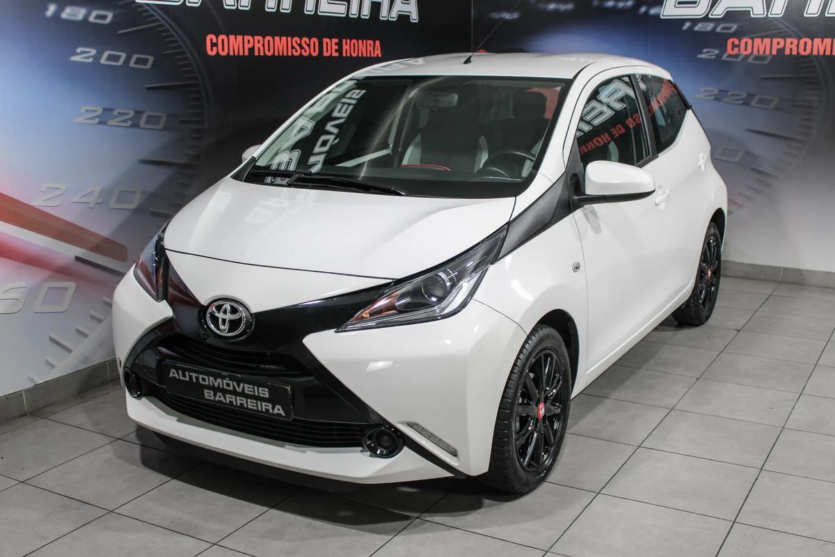 toyota-aygo-2018-gasolina-998cc