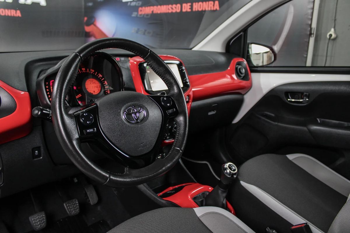 toyota-aygo-2018-gasolina-998cc