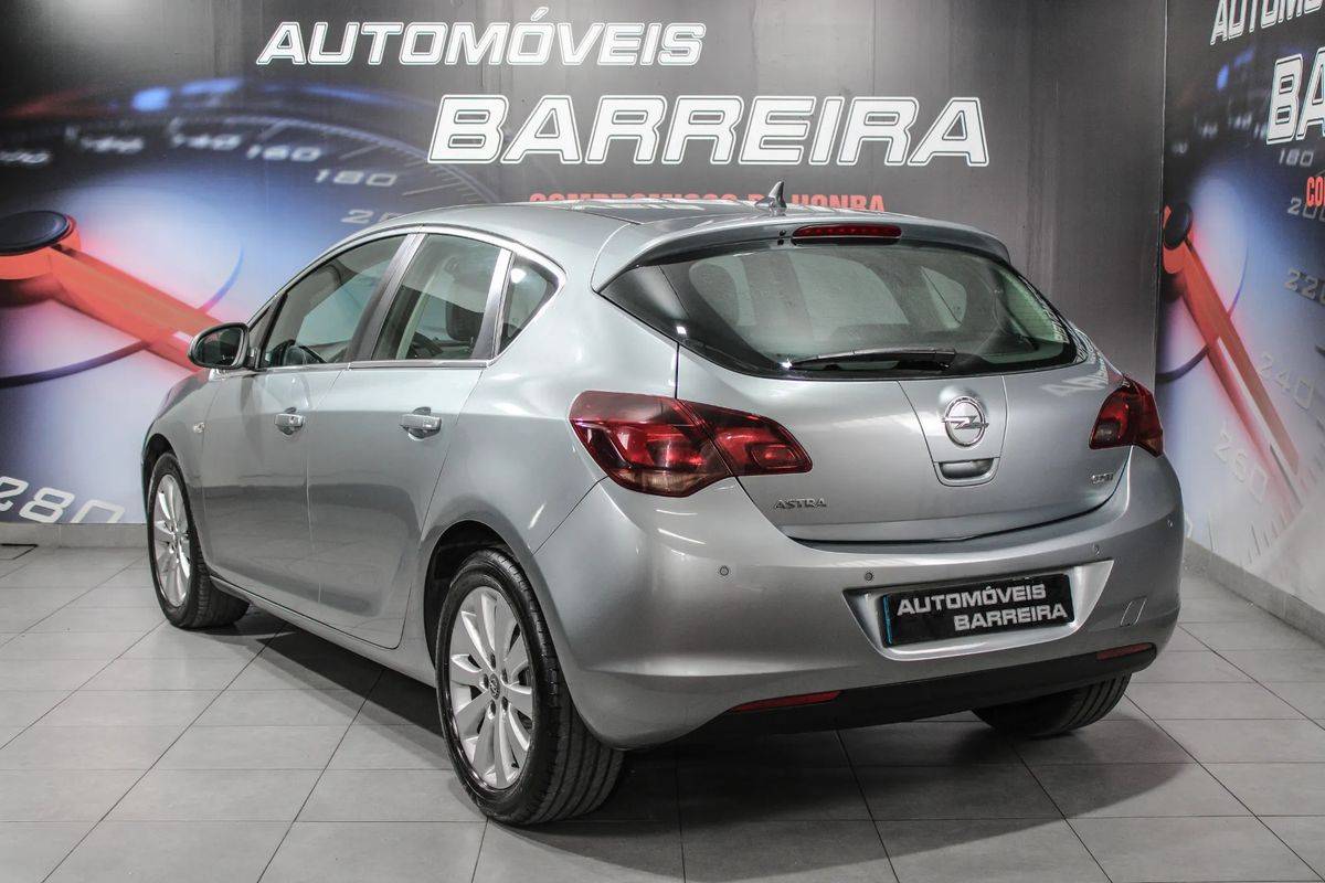 opel-astra-2010-diesel-1686cc