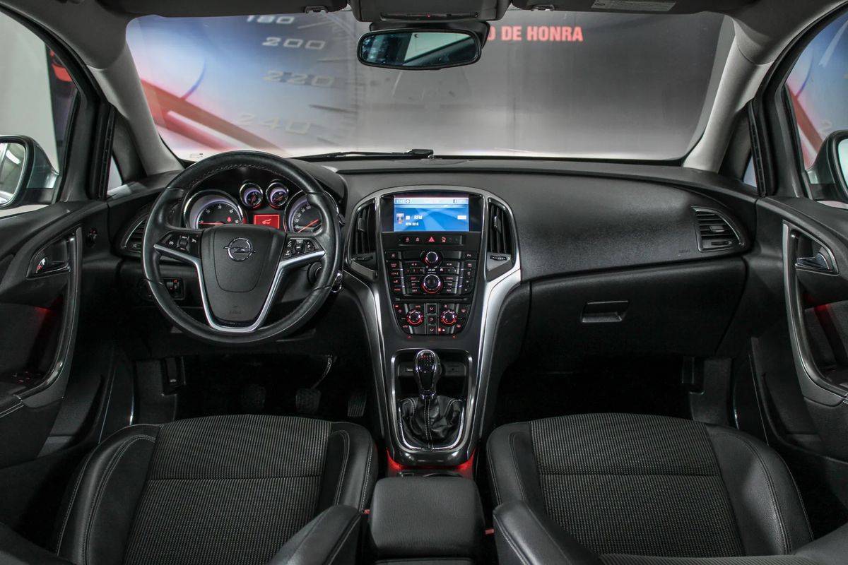 opel-astra-2010-diesel-1686cc