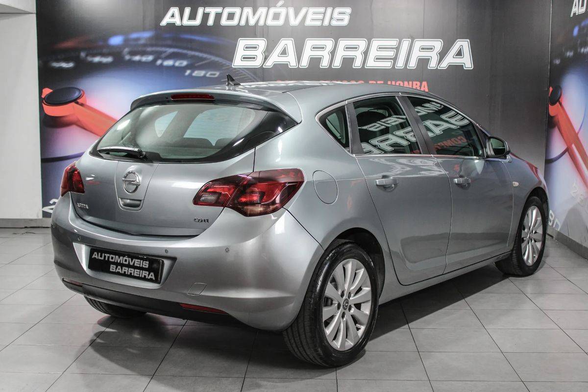 opel-astra-2010-diesel-1686cc