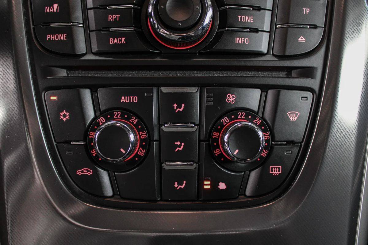 opel-astra-2010-diesel-1686cc
