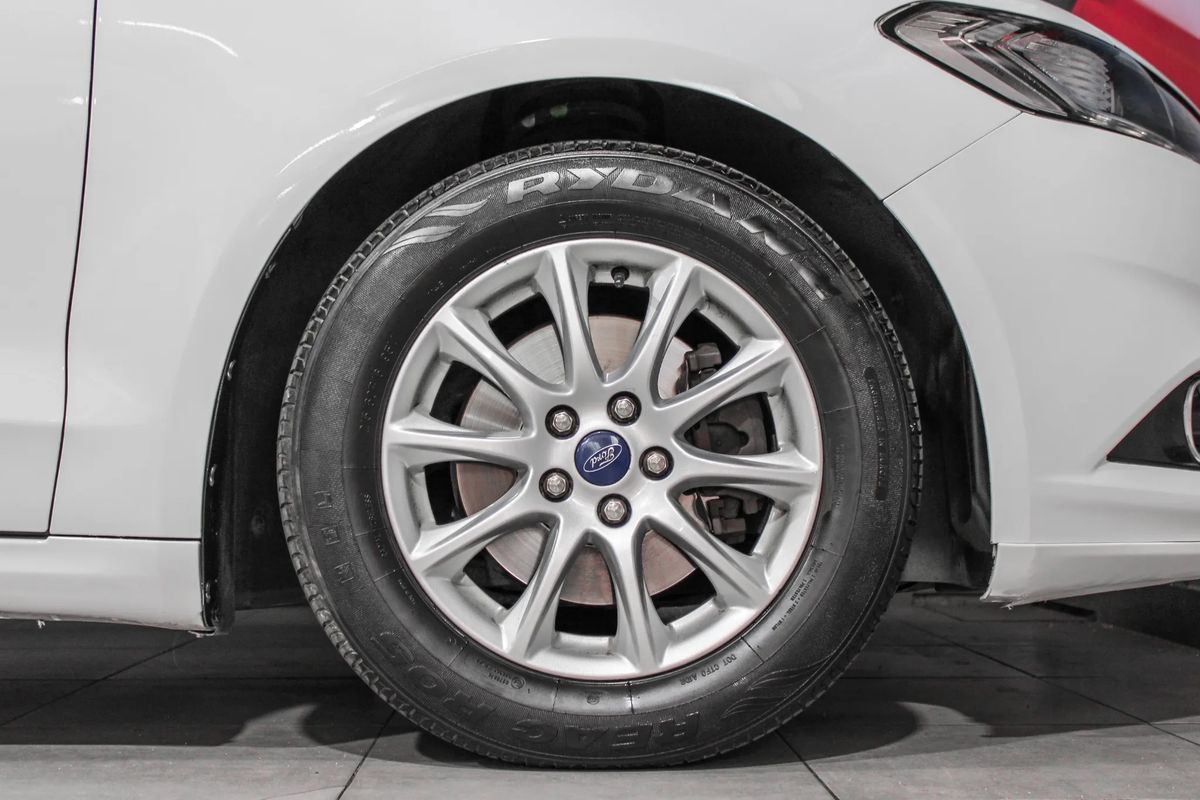ford-mondeo-2015-diesel-1499cc