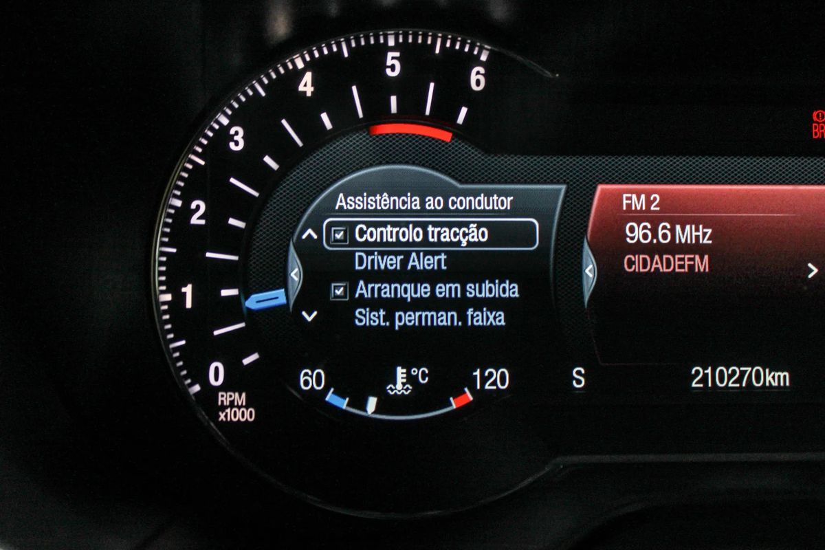 ford-mondeo-2015-diesel-1499cc