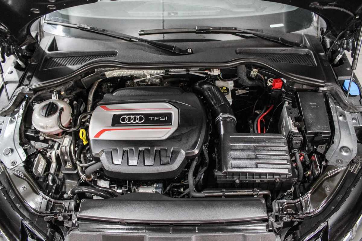 audi-tt-2015-gasolina-1984cc