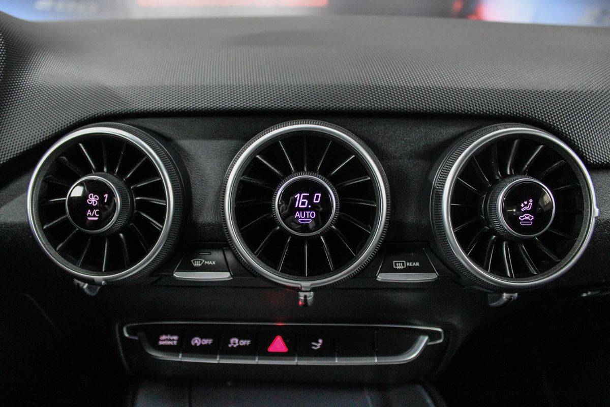 audi-tt-2015-gasolina-1984cc