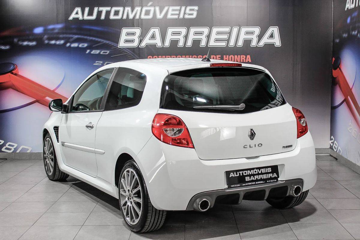 renault-clio-2011-gasolina-1998cc