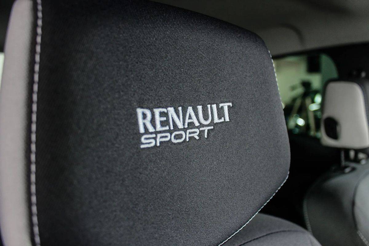 renault-clio-2011-gasolina-1998cc
