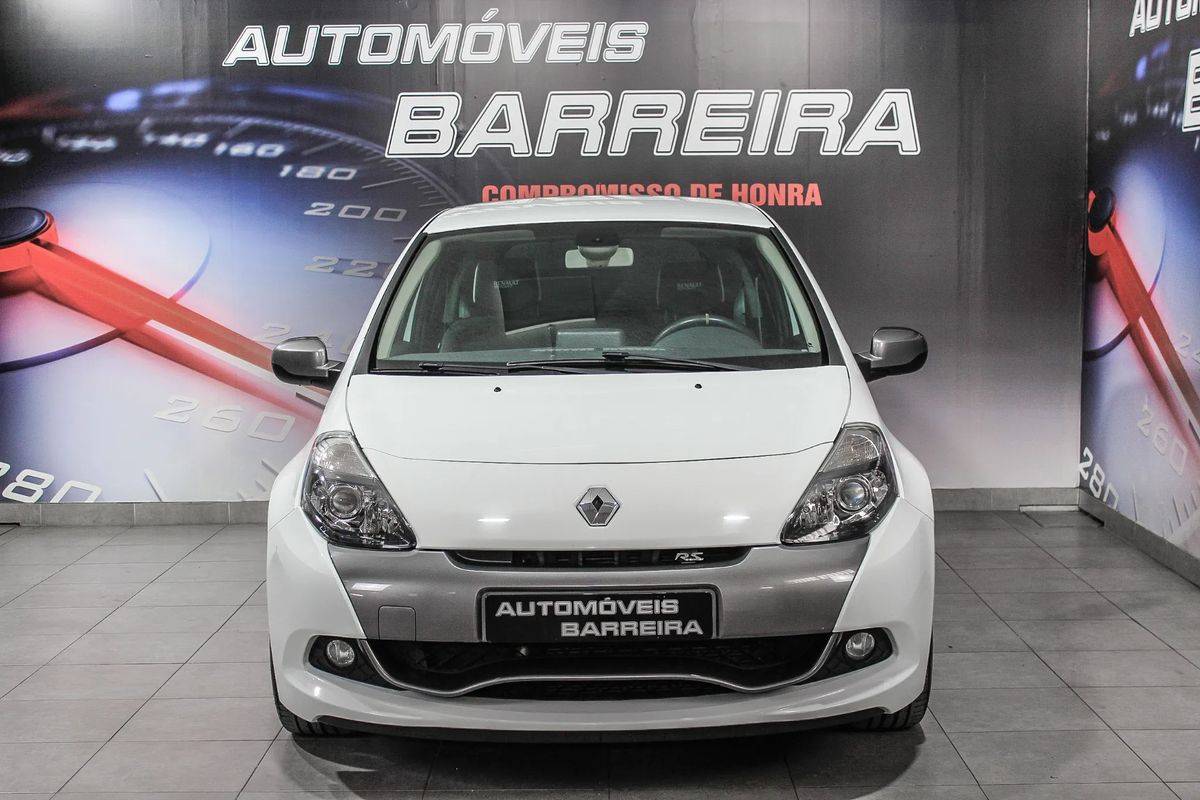 renault-clio-2011-gasolina-1998cc