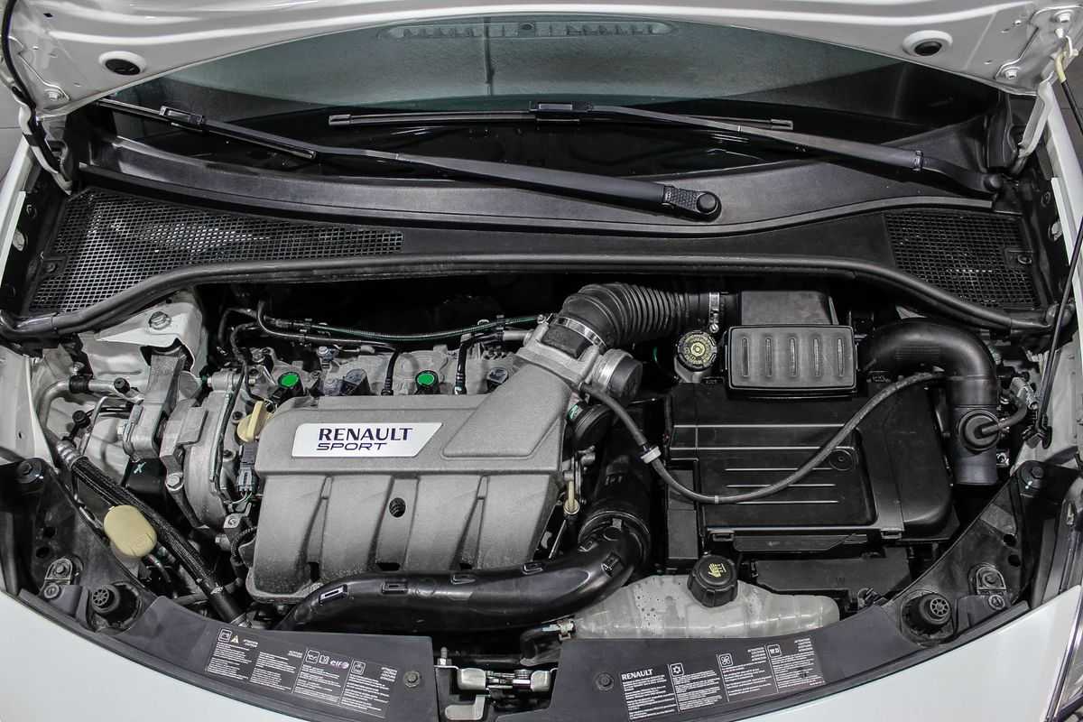 renault-clio-2011-gasolina-1998cc