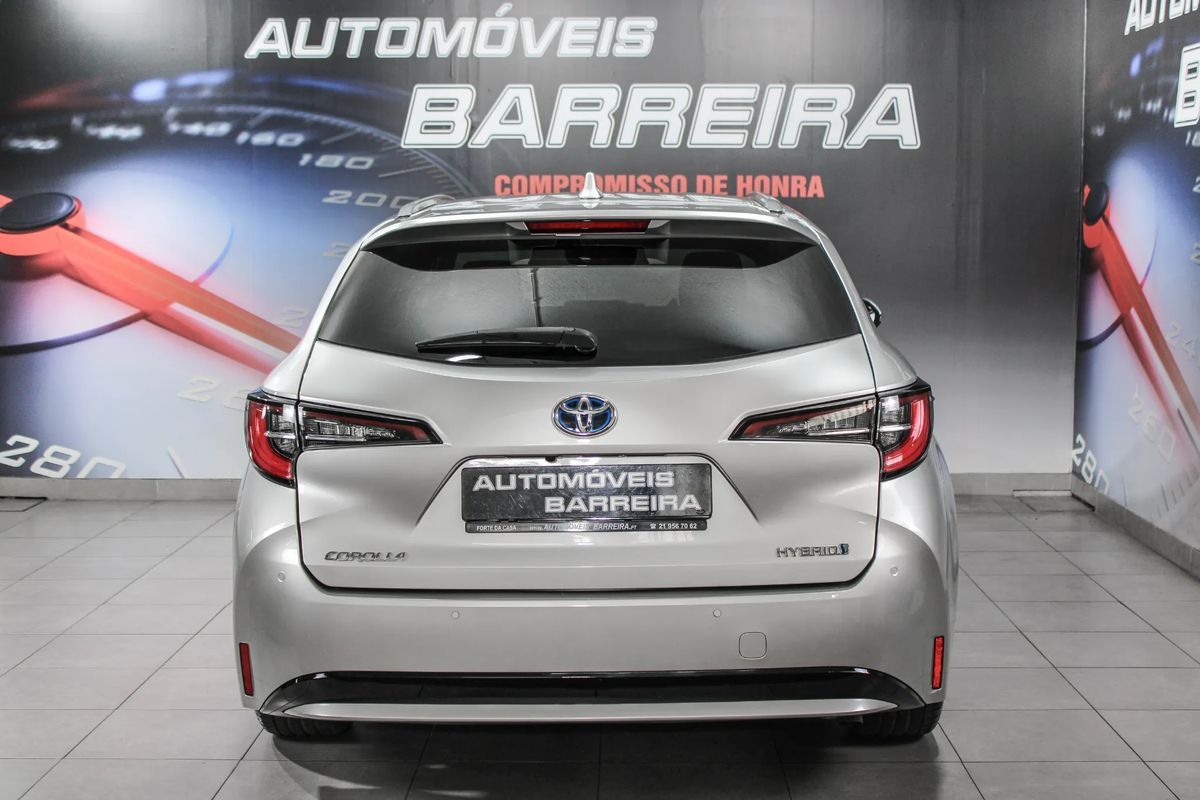 toyota-corolla-2022-hibrido-a-gasolina-1798cc