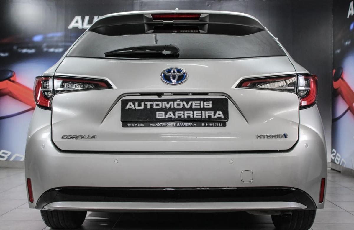 toyota-corolla-2022-hibrido-a-gasolina-1798cc