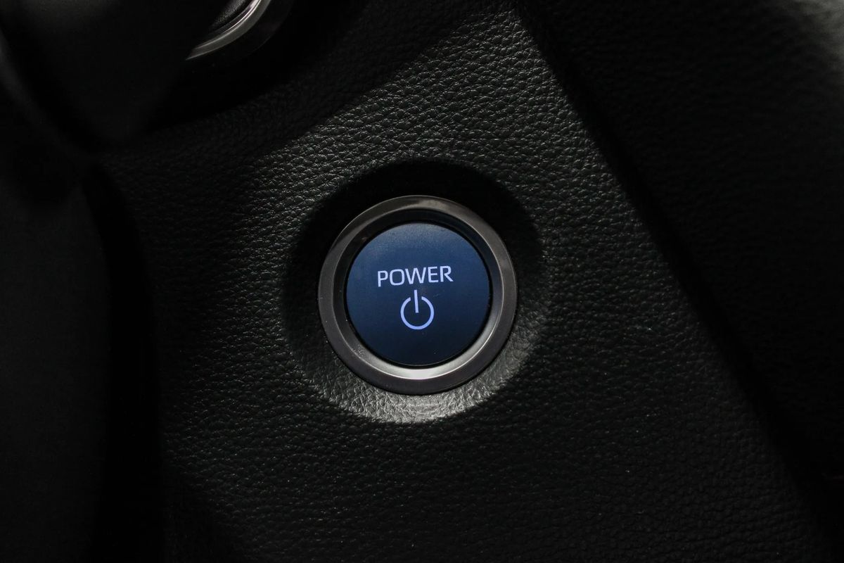 toyota-corolla-2022-hibrido-a-gasolina-1798cc