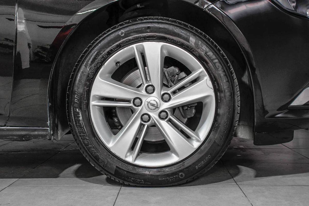 opel-insignia-2019-diesel-1598cc