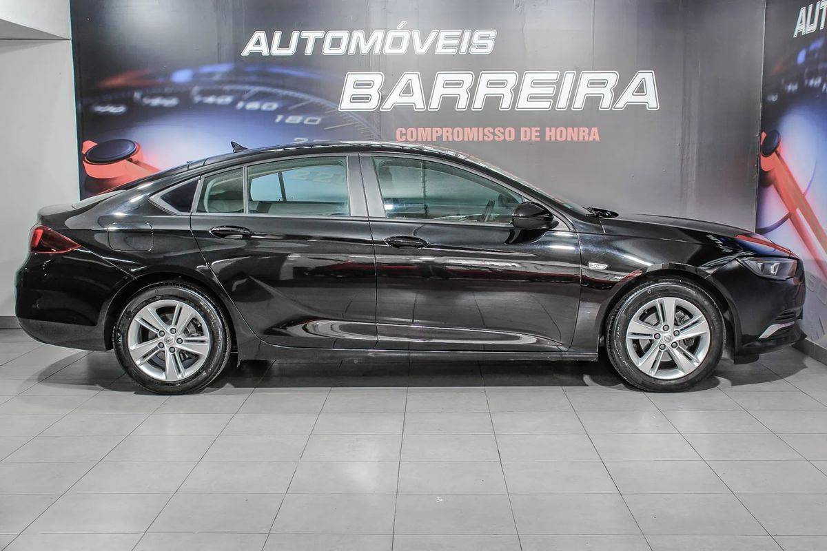 opel-insignia-2019-diesel-1598cc