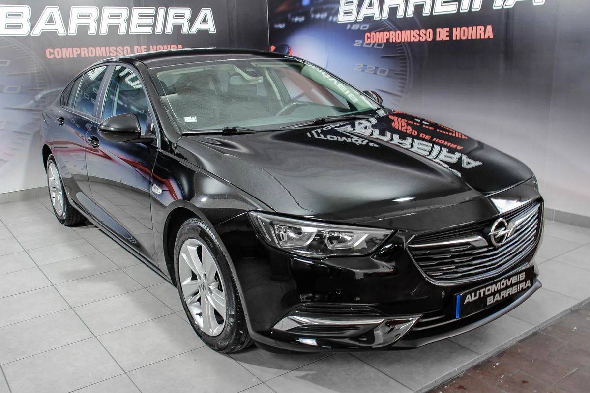 opel-insignia-2019-diesel-1598cc