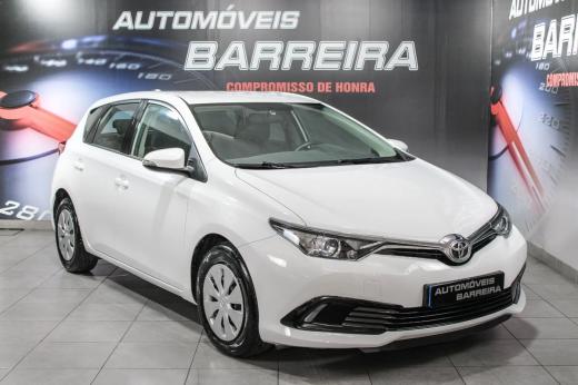 toyota-auris-2017-diesel-1364cc