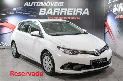 toyota-auris-2017-diesel-1364cc