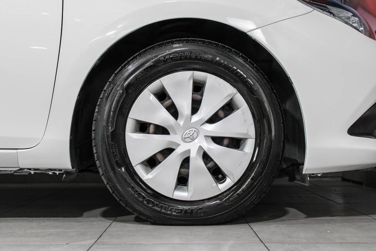 toyota-auris-2017-diesel-1364cc