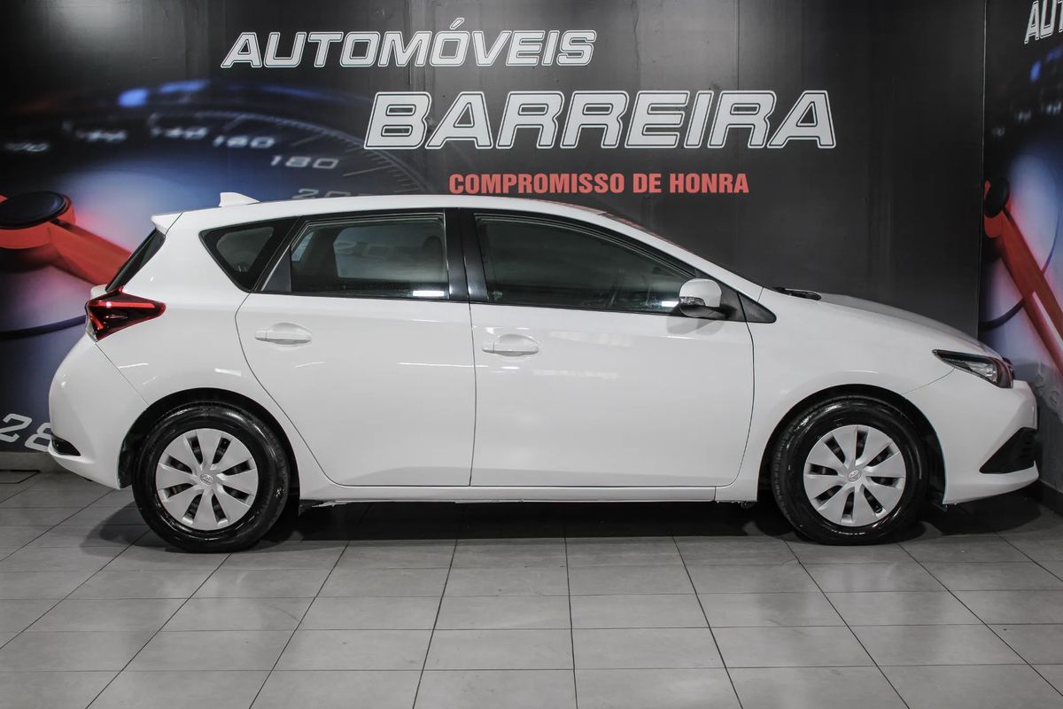 toyota-auris-2017-diesel-1364cc