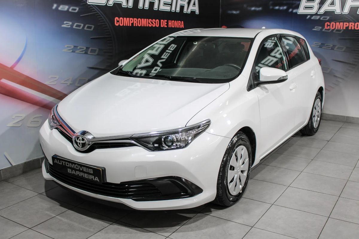 toyota-auris-2017-diesel-1364cc