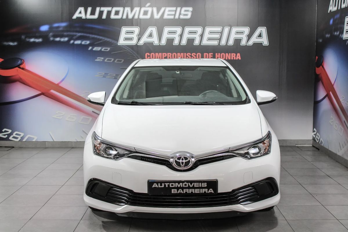toyota-auris-2017-diesel-1364cc