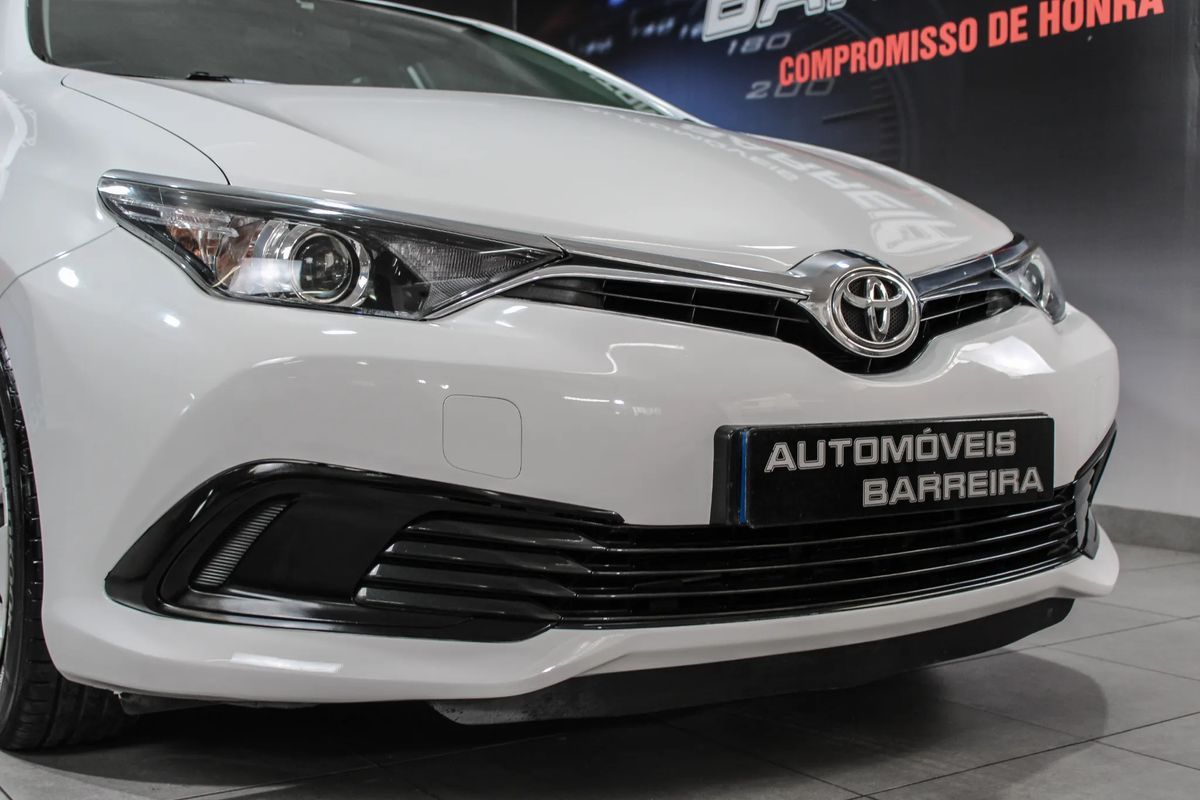 toyota-auris-2017-diesel-1364cc
