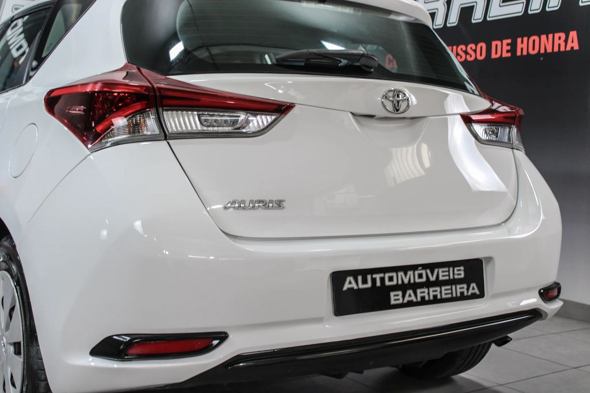 toyota-auris-2017-diesel-1364cc