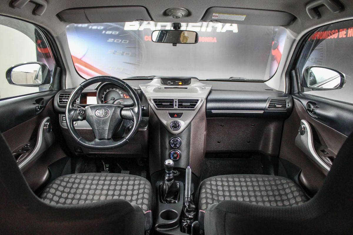 toyota-iq-2011-gasolina-998cc