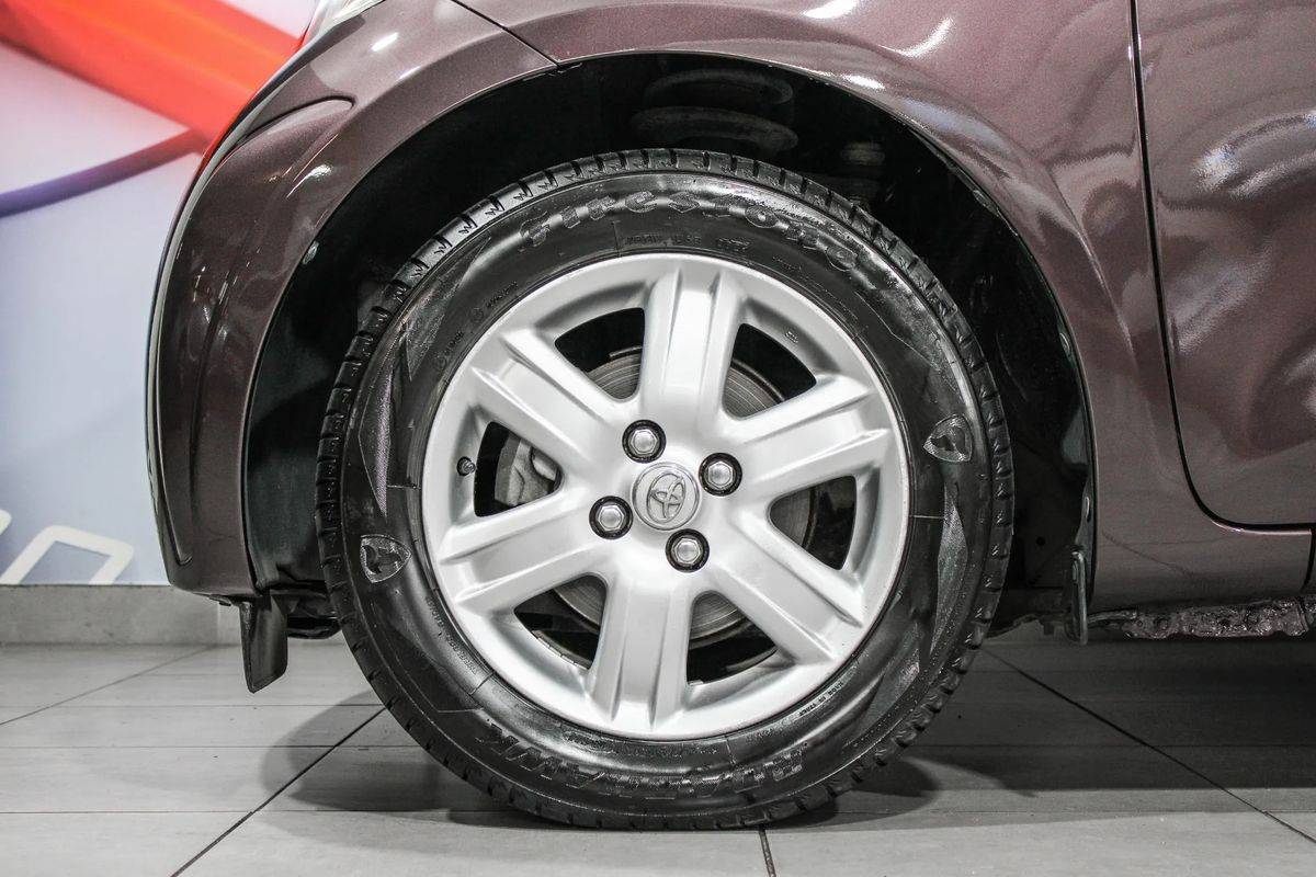 toyota-iq-2011-gasolina-998cc