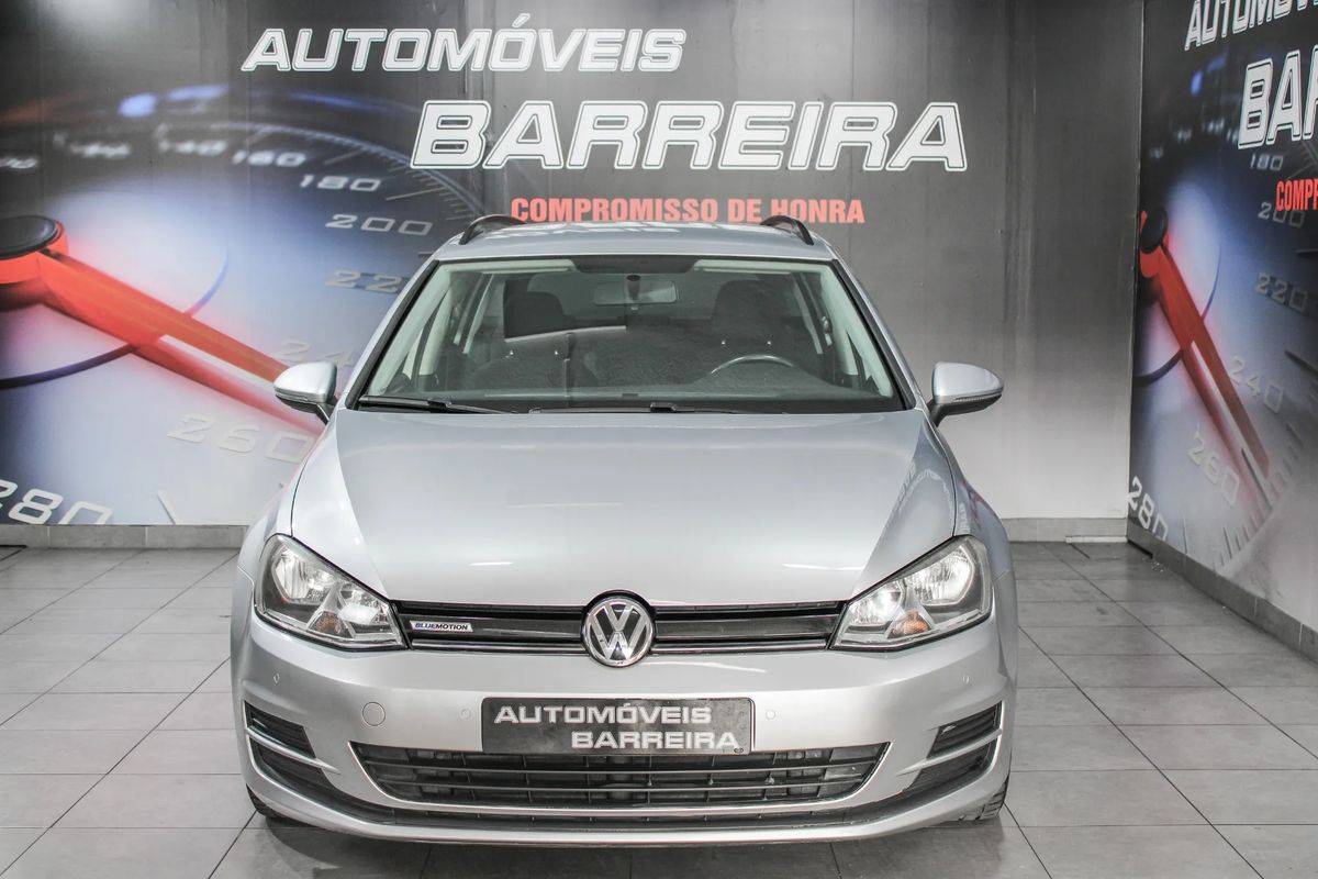 volkswagen-golf-variant-2015-diesel-1598cc