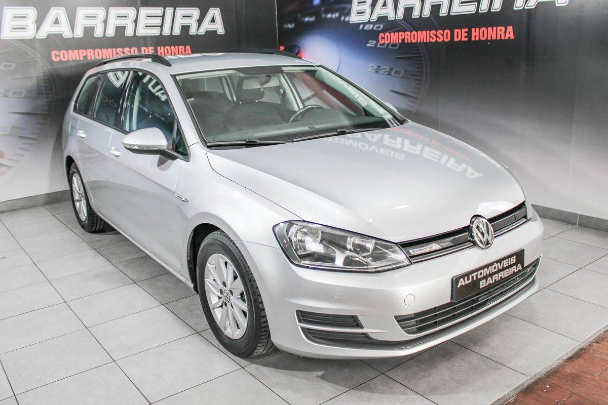 volkswagen-golf-variant-2015-diesel-1598cc