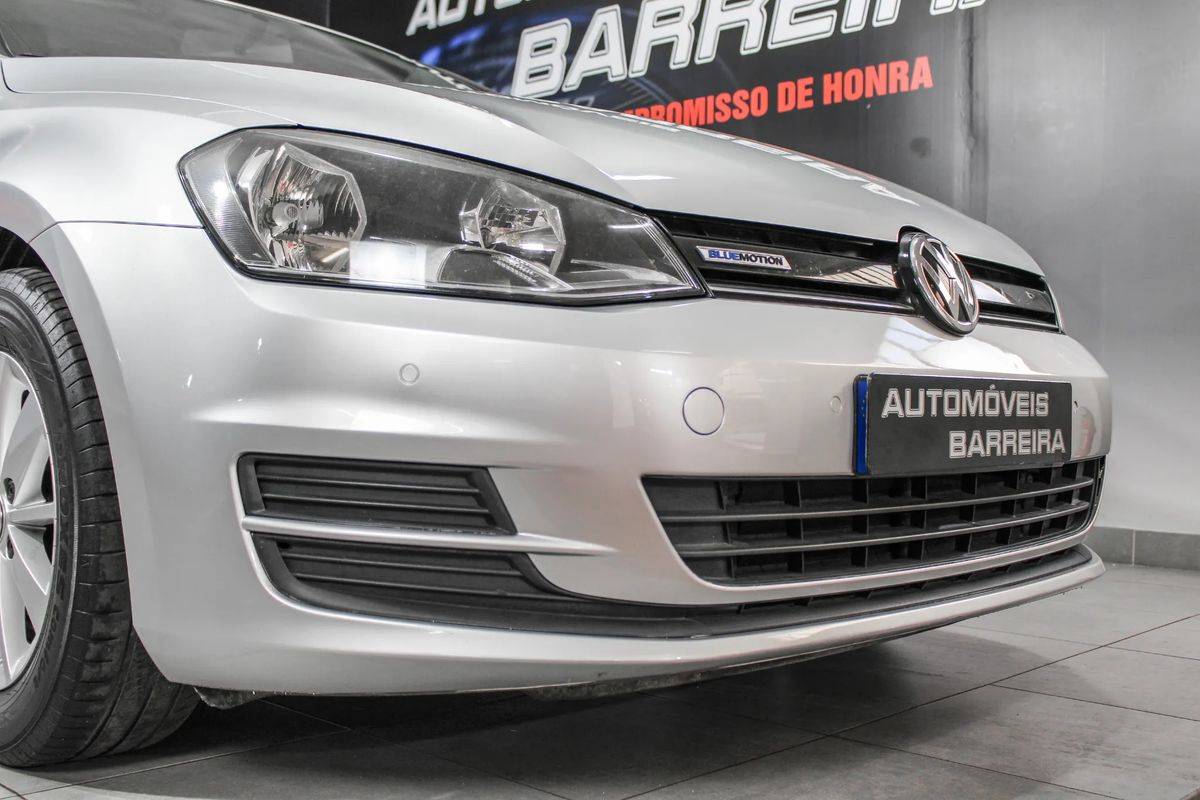 volkswagen-golf-variant-2015-diesel-1598cc