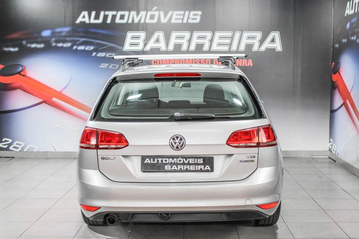 volkswagen-golf-variant-2015-diesel-1598cc