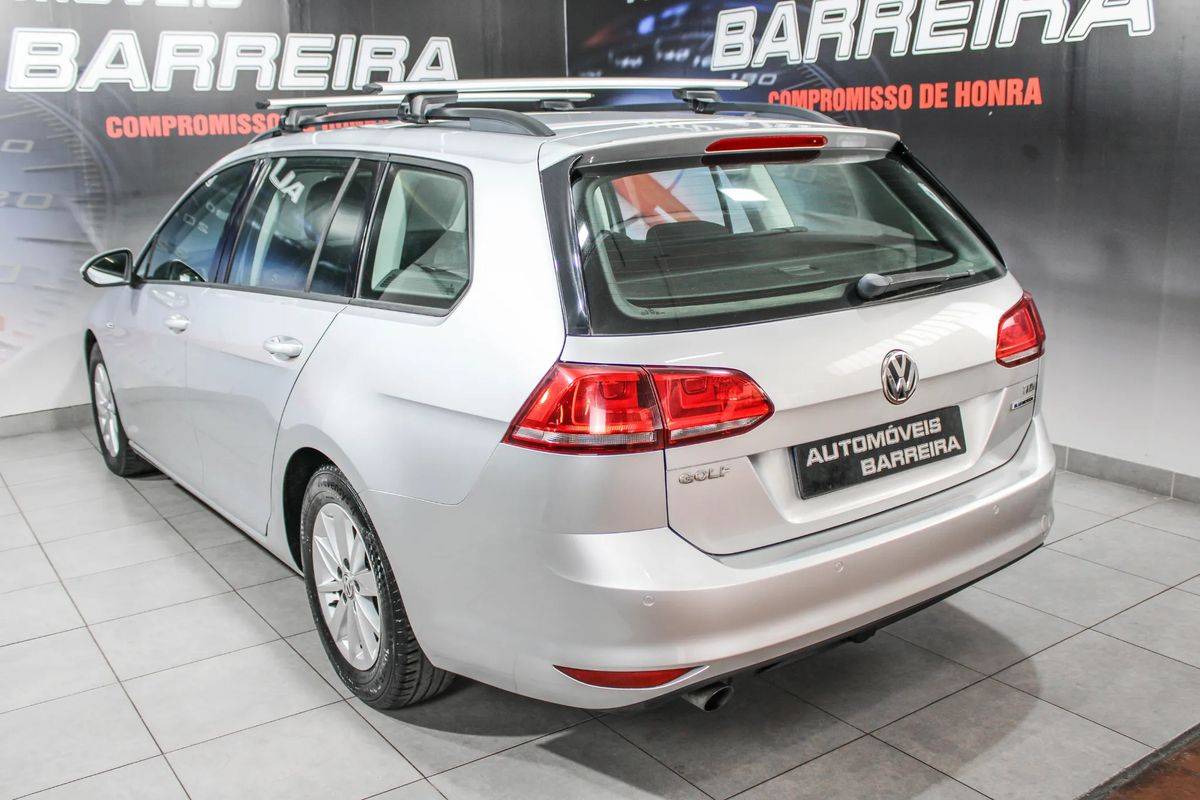 volkswagen-golf-variant-2015-diesel-1598cc