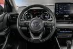toyota-yaris-2023-hibrido-a-gasolina-1490cc