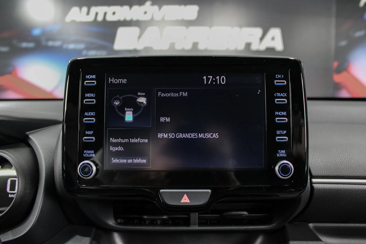 toyota-yaris-2023-hibrido-a-gasolina-1490cc