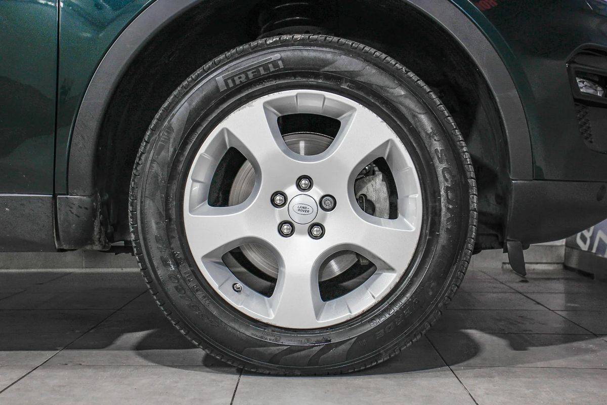 land-rover-discovery-sport-2017-diesel-1999cc