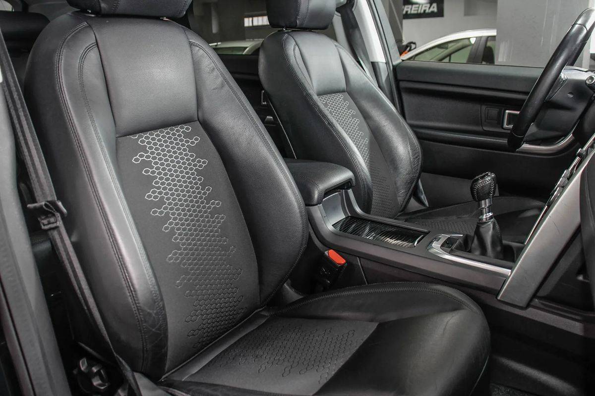 land-rover-discovery-sport-2017-diesel-1999cc
