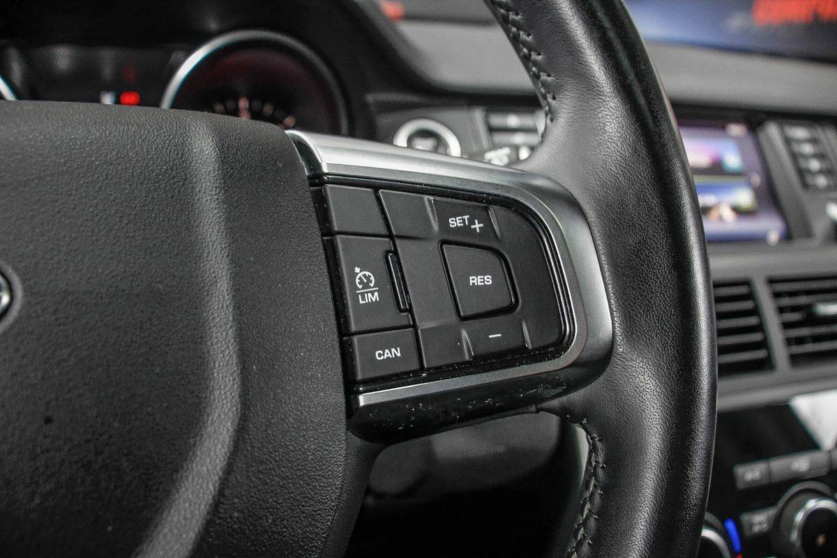 land-rover-discovery-sport-2017-diesel-1999cc