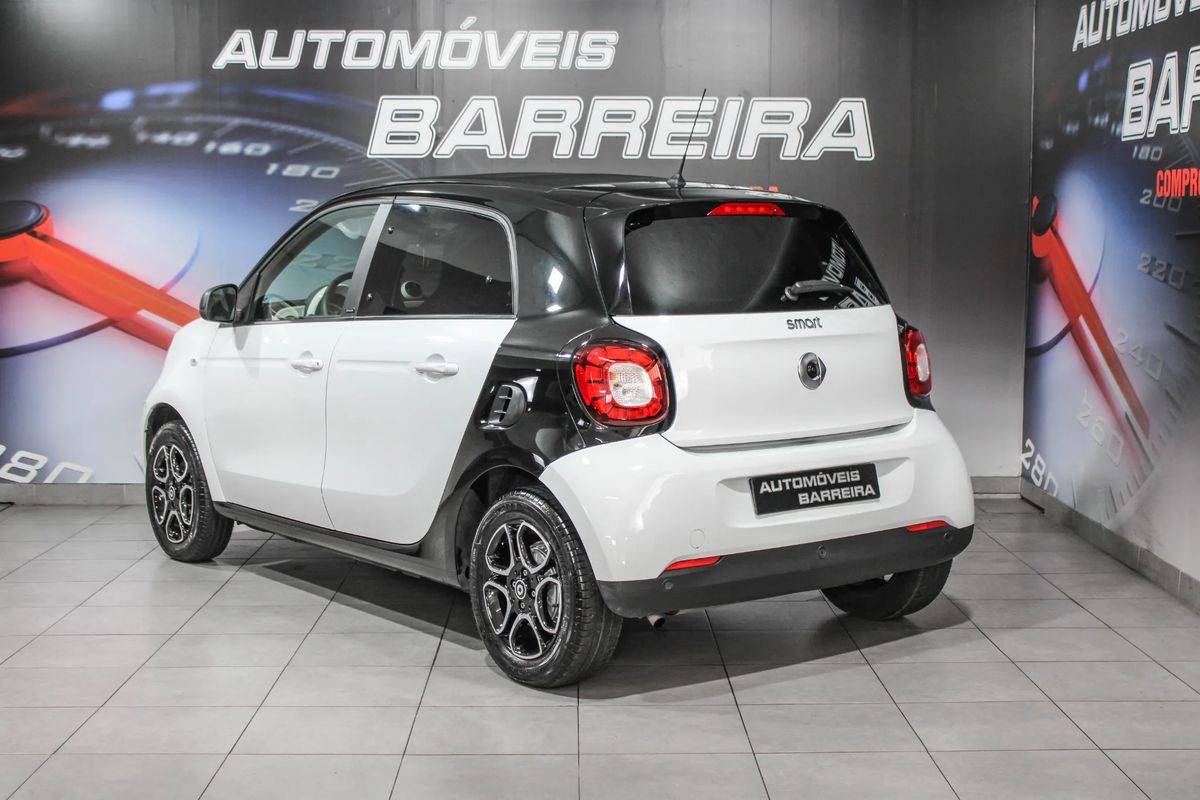 smart-forfour-2018-gasolina-898cc